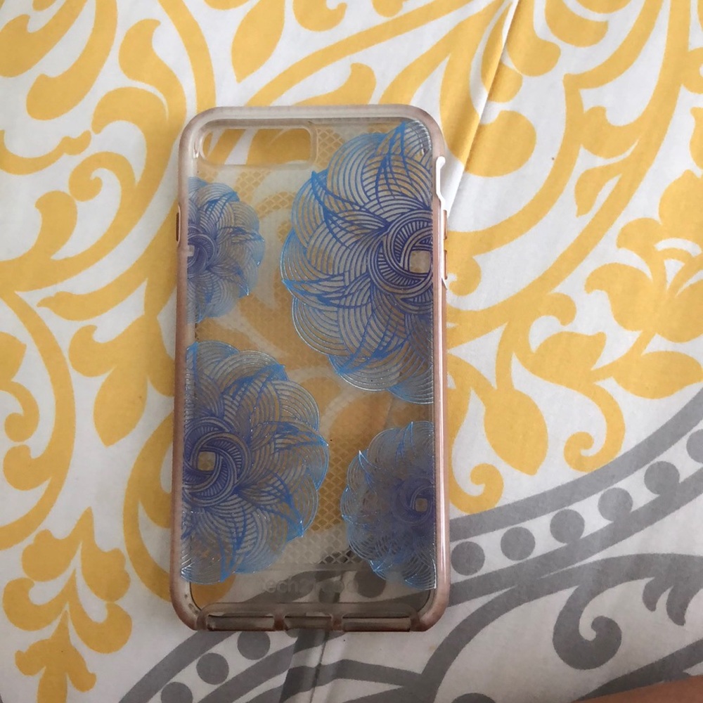 I phone 8 plus blue floral case